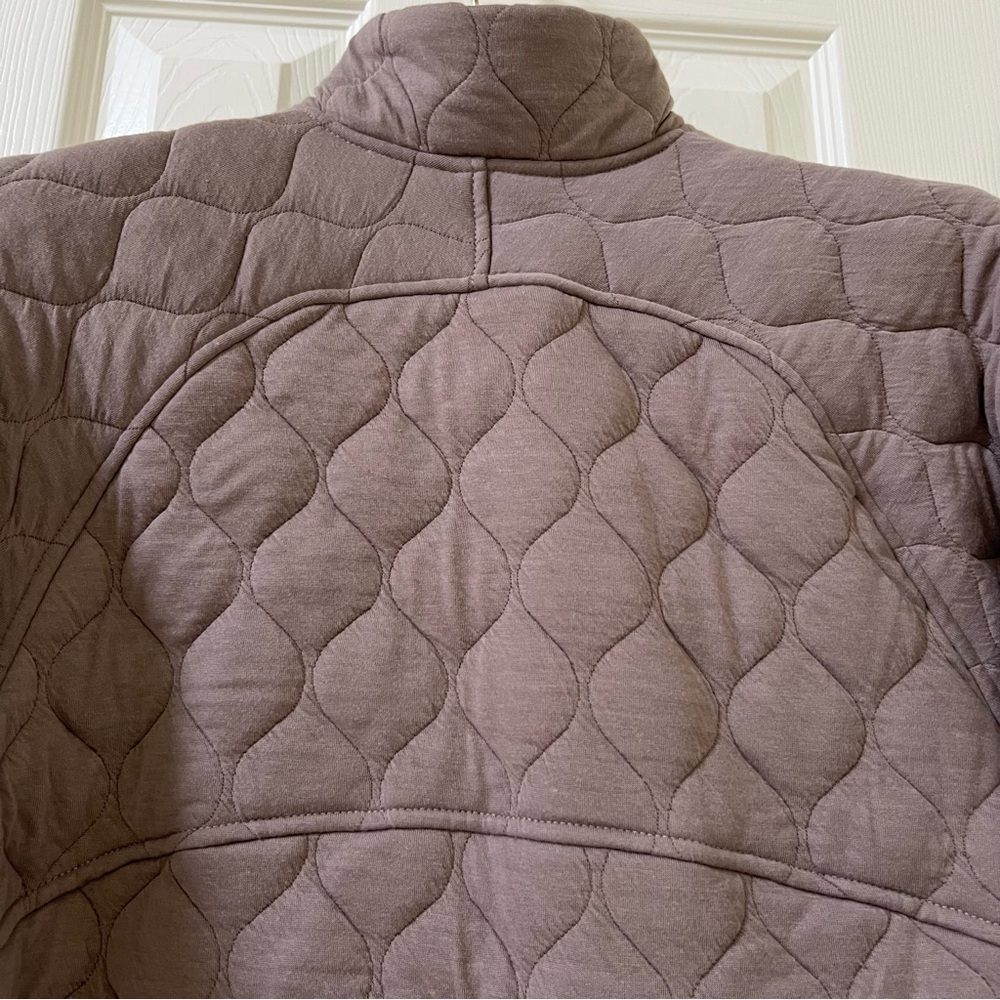 Women's FLX Cropped Quilted Jacket NWT Size XS Truffle - Picture 6 of 15